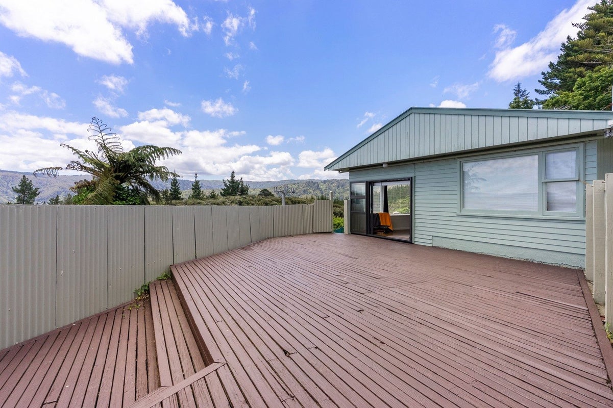 2C Kaitoke Loop Road, Kaitoke, Upper Hutt, Wellington - Carousel 2