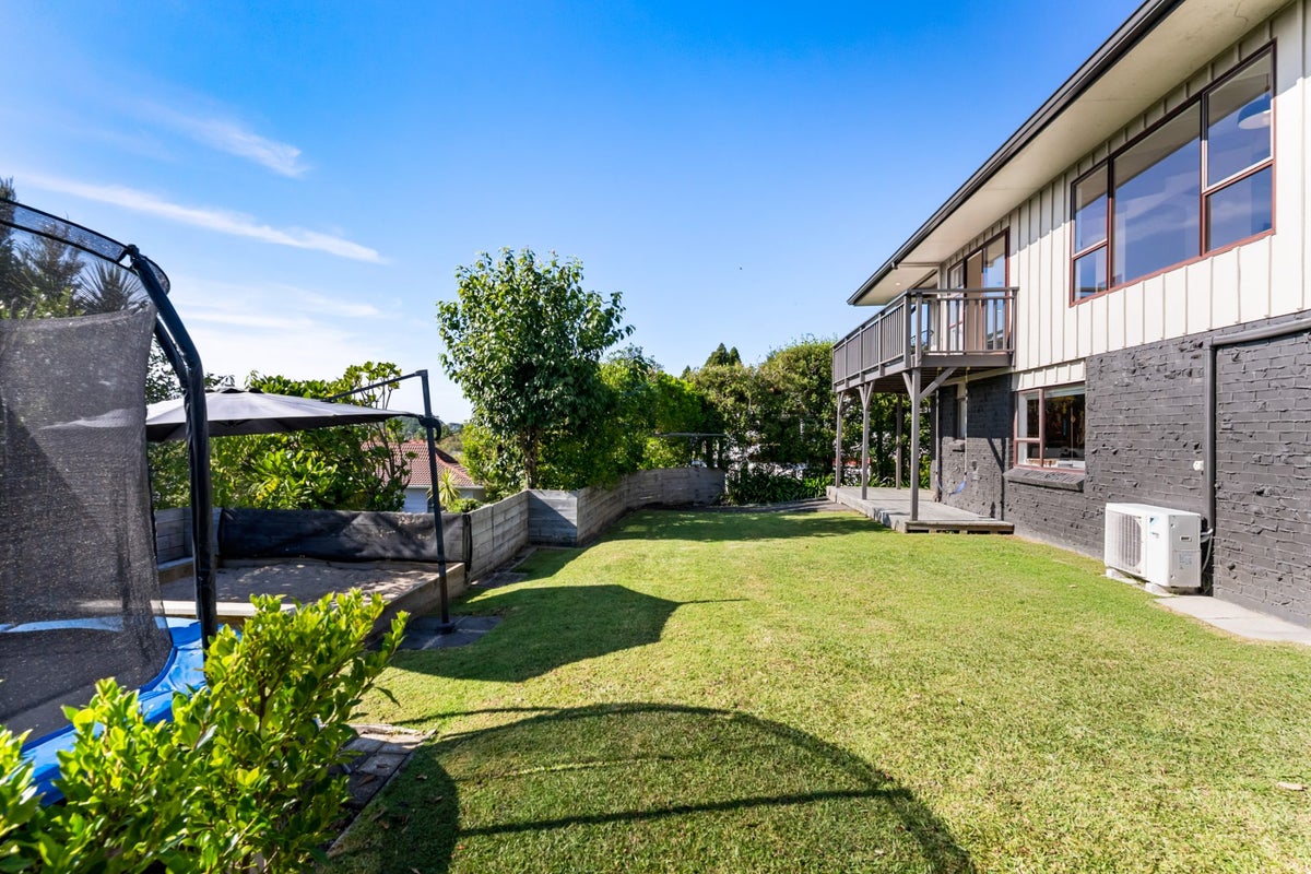 5 Harper Street, Chatswood, Auckland - Carousel 1