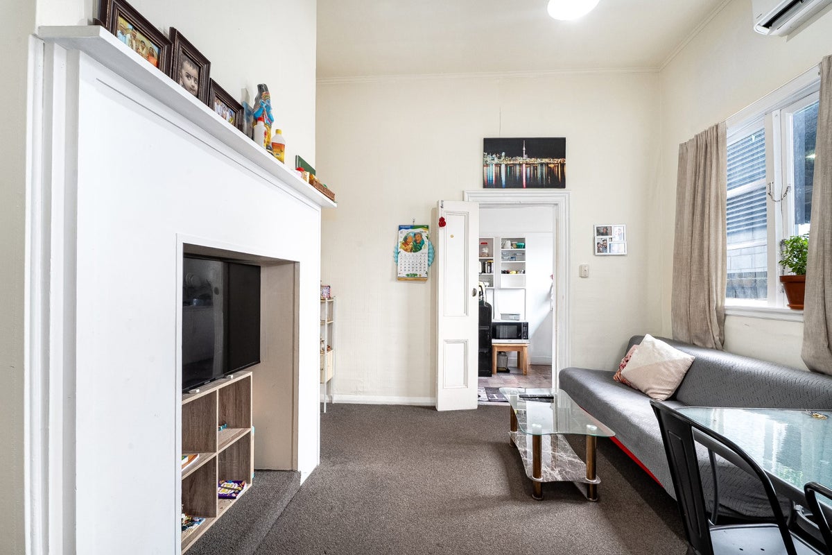 33 Constable Street, Newtown, Wellington - Carousel 2
