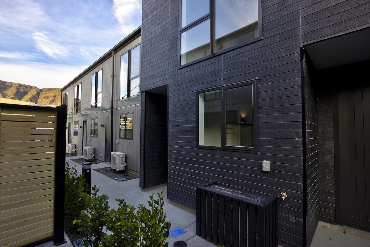 9/159 Arthurs Point Road, Arthurs Point, Queenstown - Carousel 2