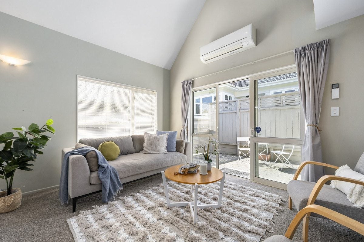 40A Middleton Road, Johnsonville, Wellington - Carousel 1