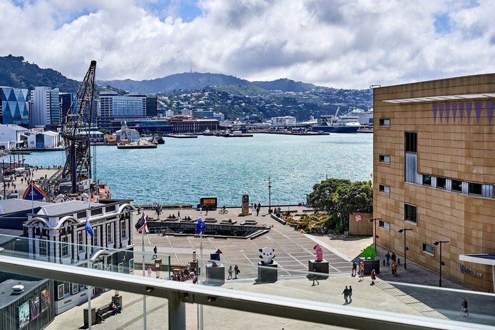 6A/42 Cable Street, Te Aro, Wellington - Carousel 1
