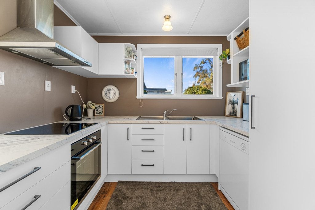 123 Arapuni Street, Putaruru - Carousel 2