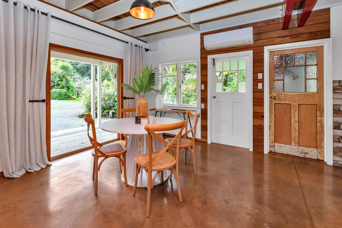 270 Vinegar Hill Road, Kauri, Kamo - Carousel 2