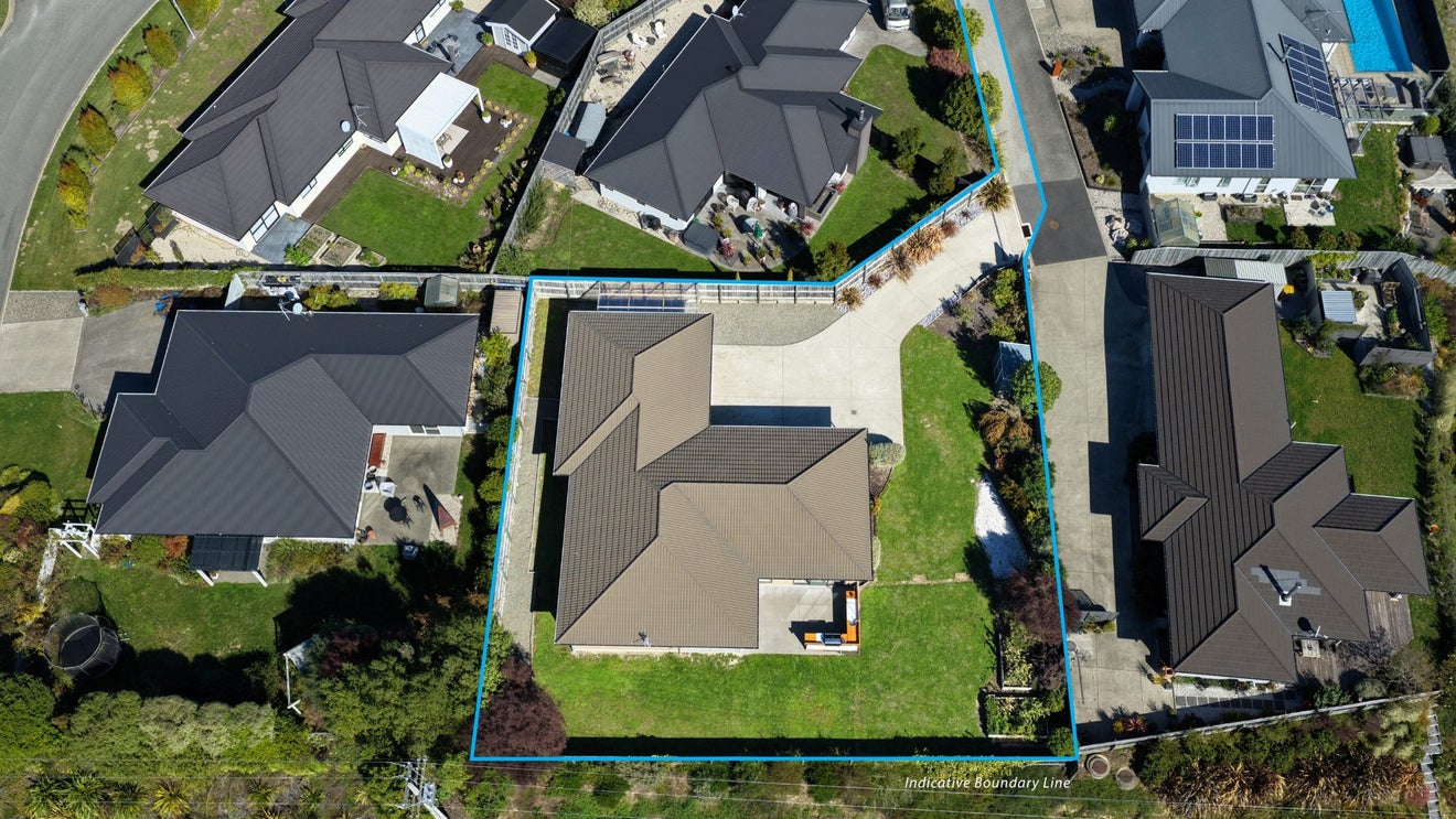 10 Les Wakefield Road, Mapua - Carousel 30