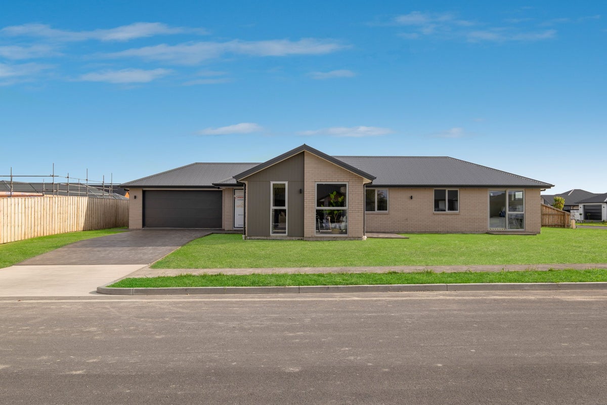1 Kilphin Street, Elgin, Ashburton - Carousel 2