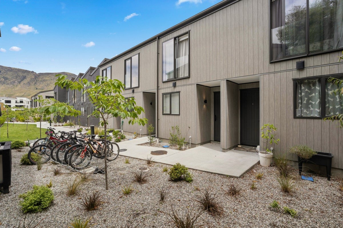 27/159 Arthurs Point Road, Arthurs Point, Queenstown - Carousel 1