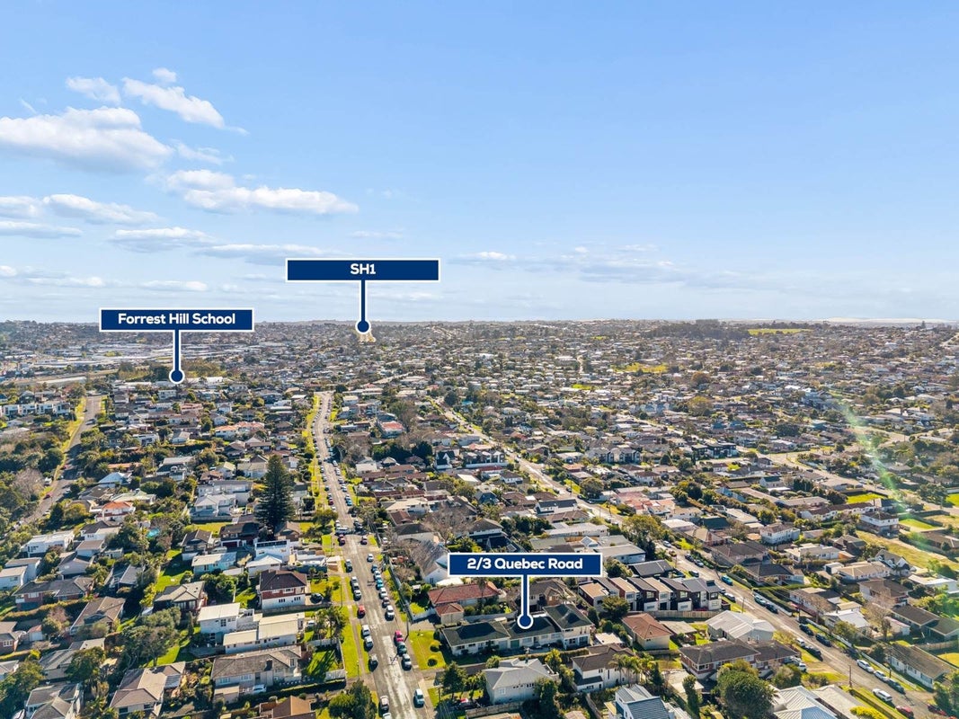 2/3 Quebec Road, Milford, Auckland - Carousel 21
