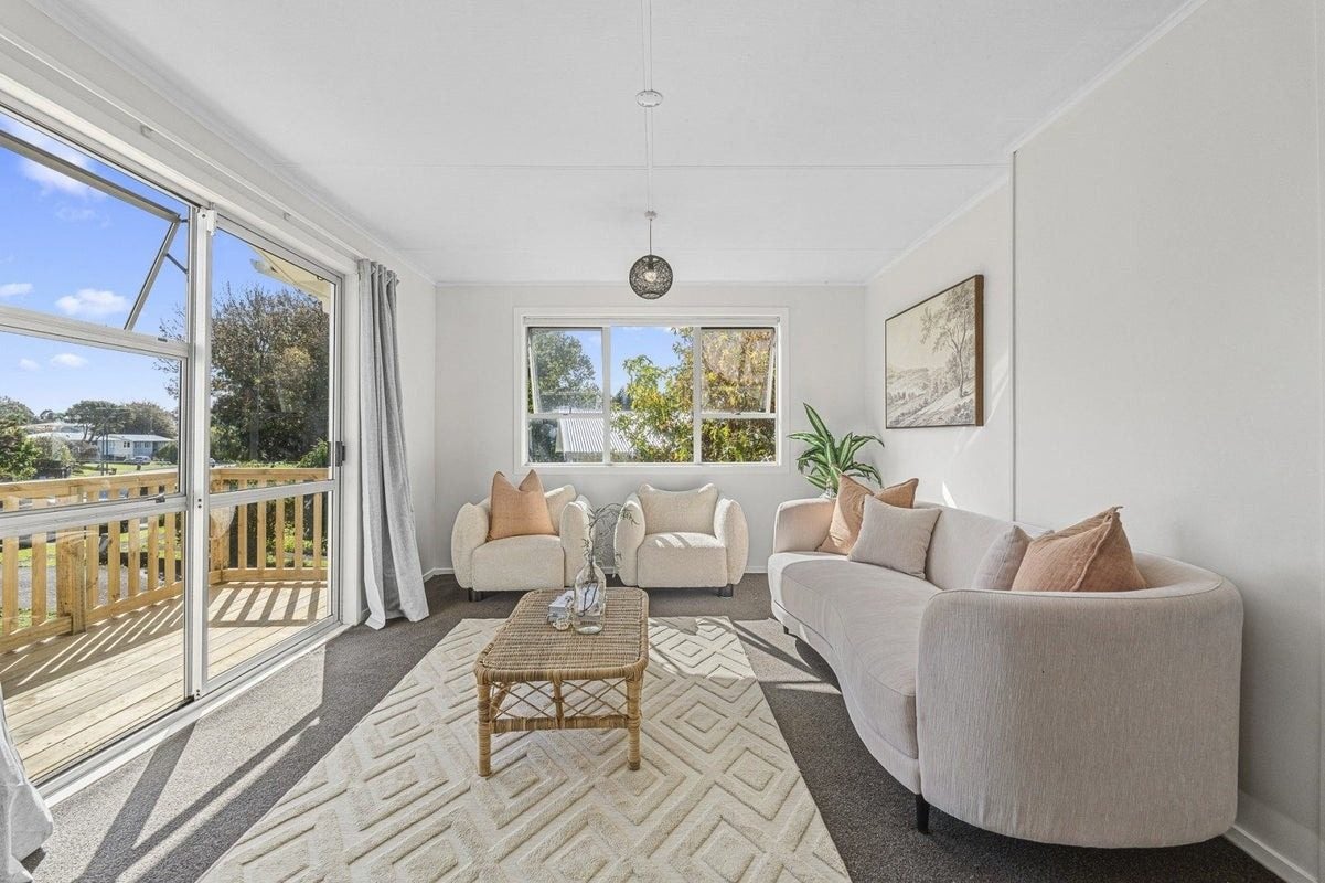 125 Pembroke Street, Westown, New Plymouth - Carousel 2