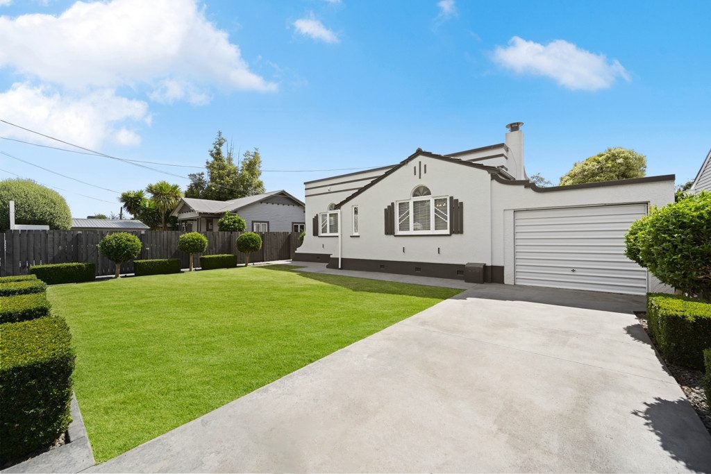 80 Rimu Street, Maeroa, Hamilton - Carousel 1