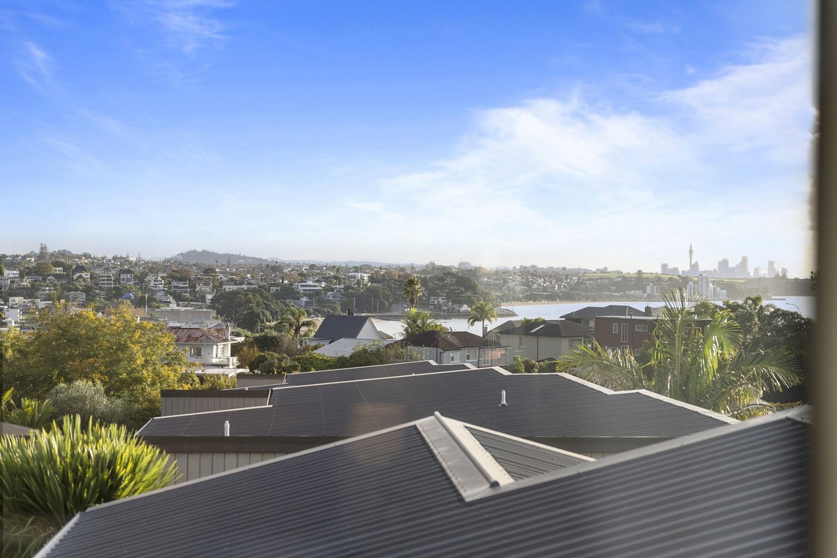 30 Rarangi Road, St Heliers, Auckland - Carousel 37