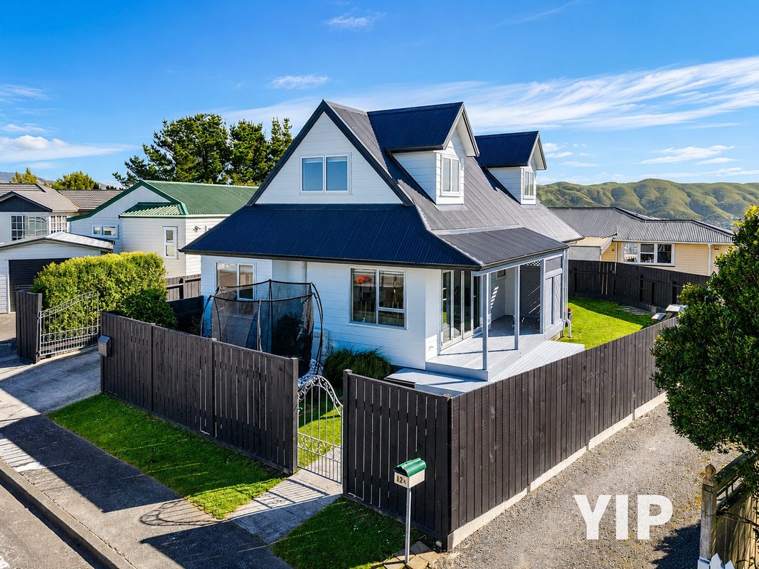 12 Maraval Crescent, Grenada Village, Wellington - Carousel 1