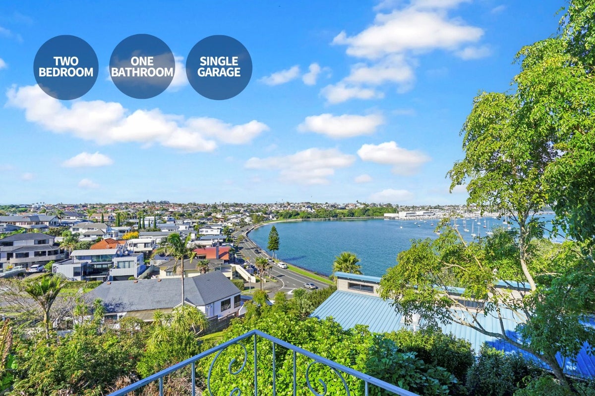 4/19 Bucklands Beach Road, Bucklands Beach, Auckland - Carousel 1