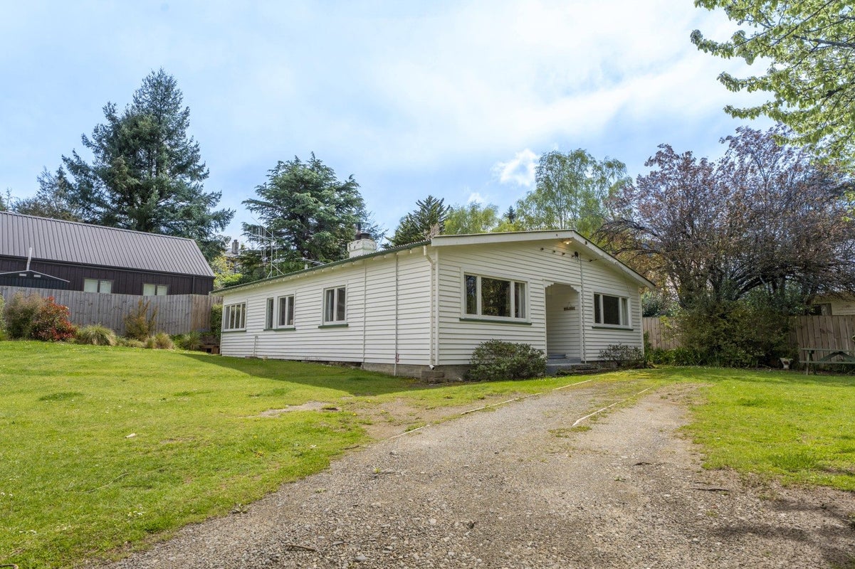 62 Jollies Pass Road, Hanmer Springs, Hanmer Springs - Carousel 1