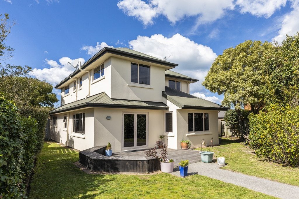 56 Blue Gum Place, New Brighton, Christchurch - Carousel 2