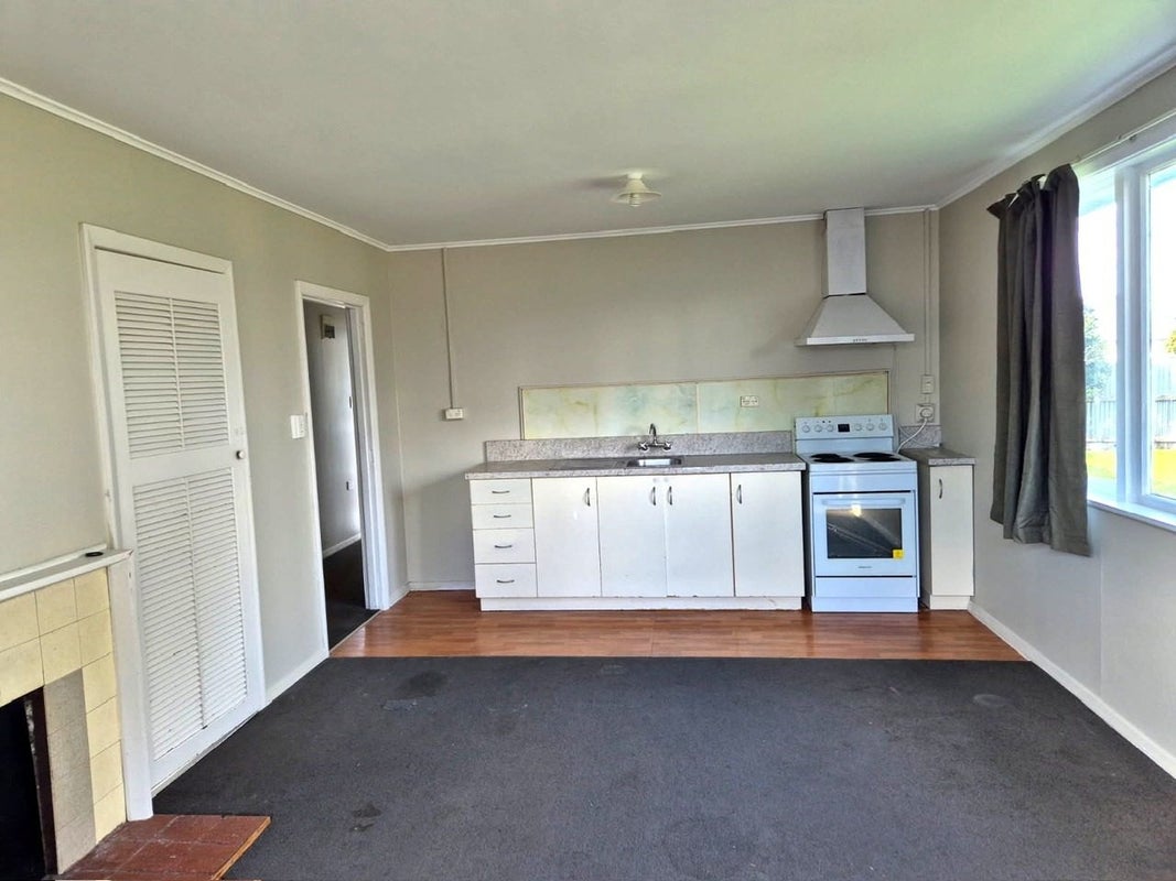 19 Dockery Avenue, Onekawa, Napier - Carousel 2