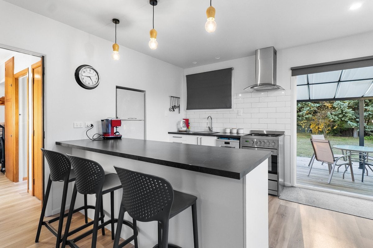 36 Jollie Road, Twizel - Carousel 2