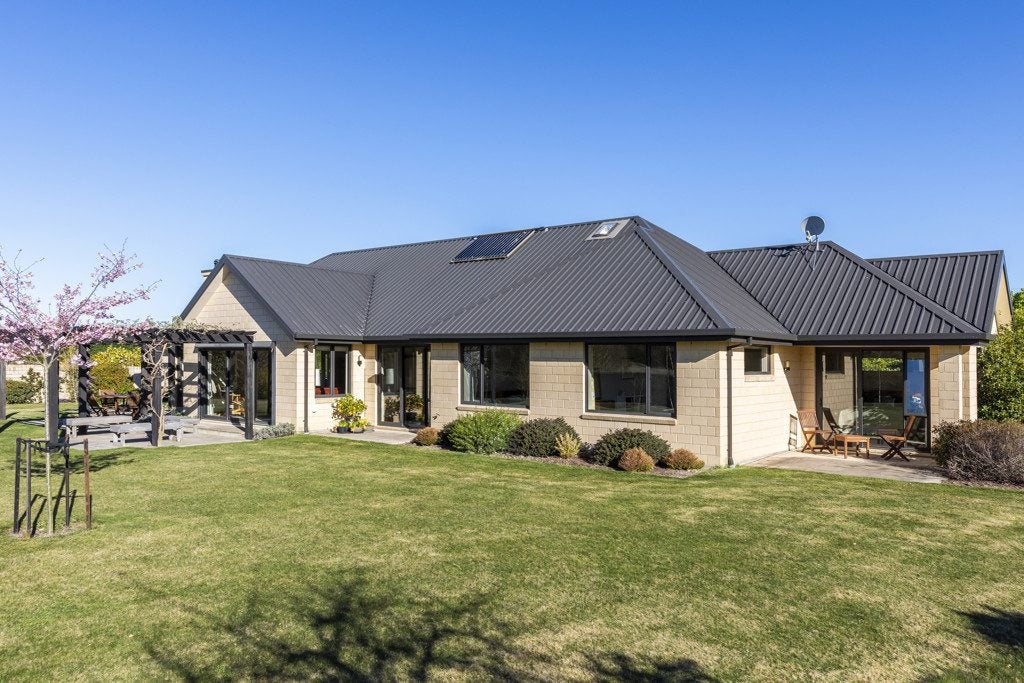 52 Bayley Road, Fernside, Rangiora - Carousel 30
