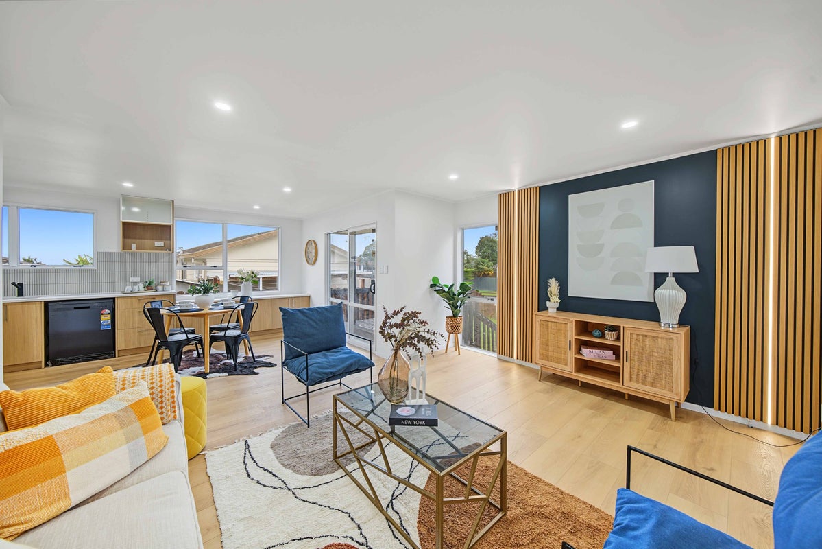 1/18 Etherton Drive, Weymouth, Manukau City, Auckland - Carousel 1