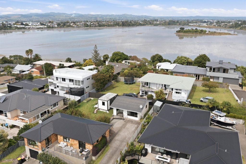 6C MANA STREET, Otumoetai, Tauranga - Carousel 2
