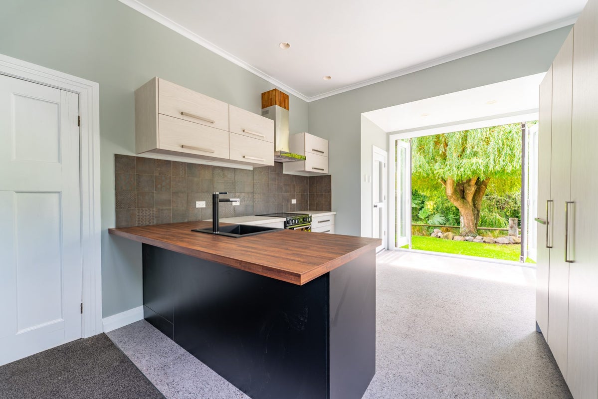31 Richard Pearse Drive, Temuka - Carousel 2