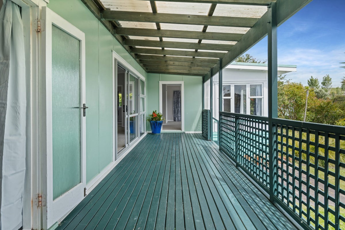 22 Otanerua Road, Hatfields Beach, Orewa - Carousel 5