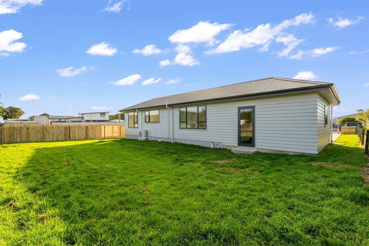 31 Severn Street, Clifton, Invercargill - Carousel 29
