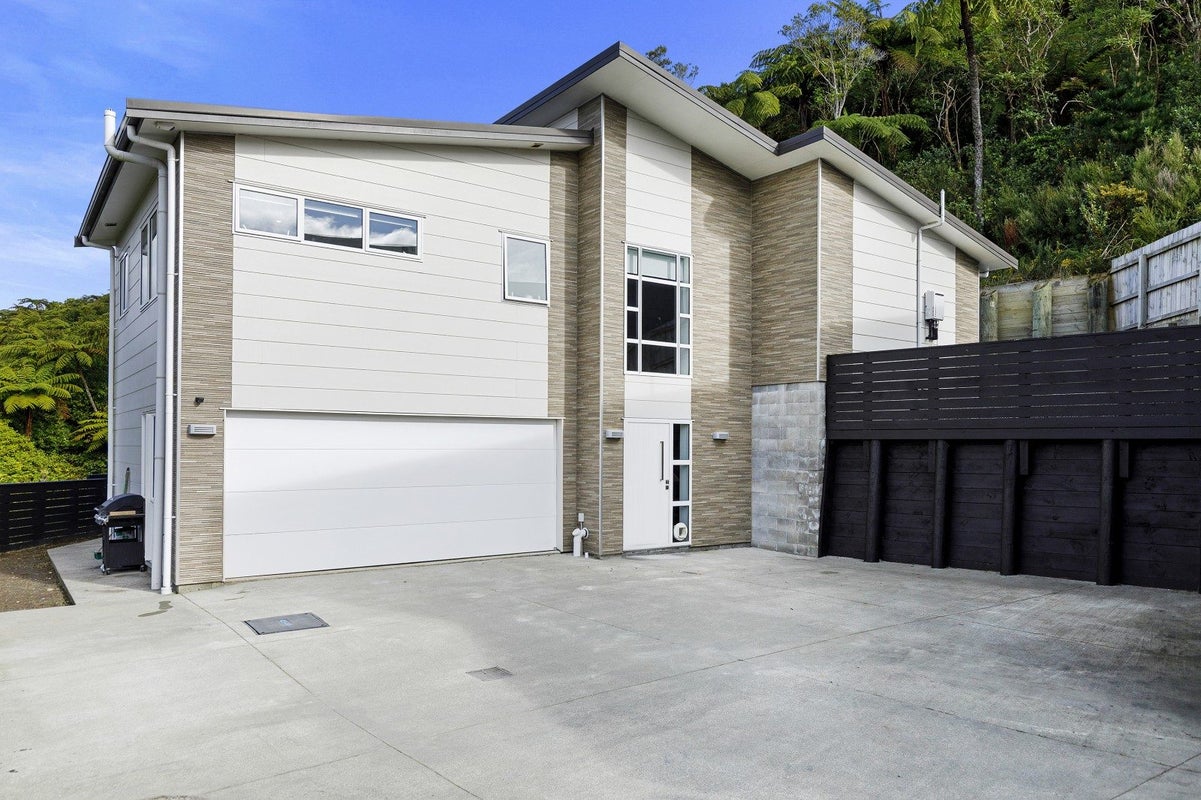 6 Lindis Lane, Kelson, Lower Hutt - Carousel 2