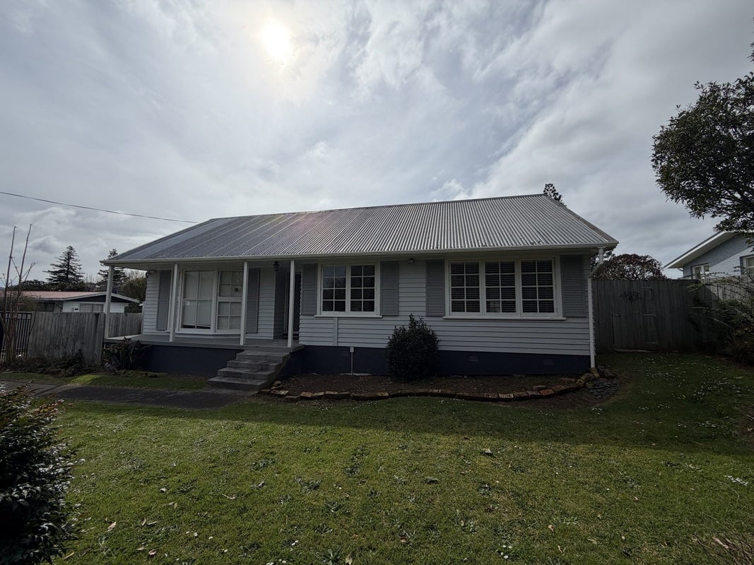 15 Stafford Street, Waihi, Waihi - Carousel 1