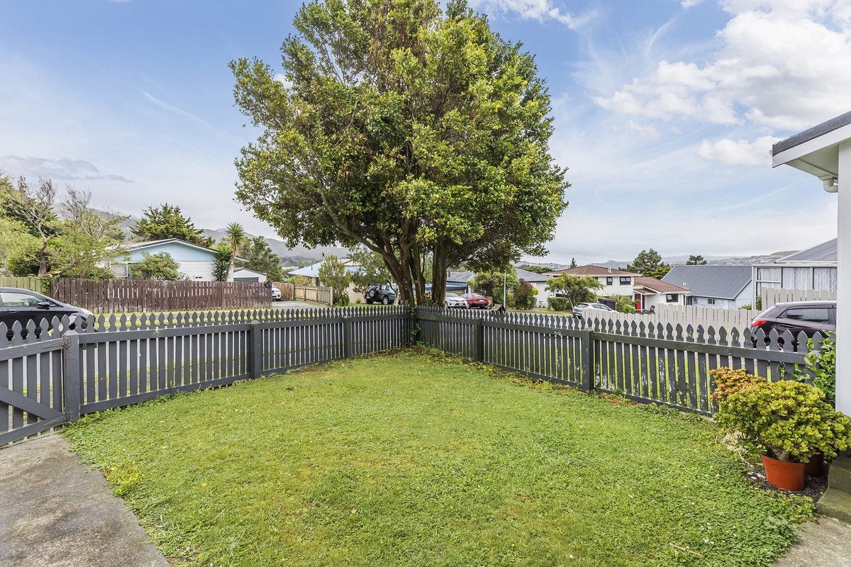 2/13 Japonica Crescent, Ranui, Porirua - Carousel 2