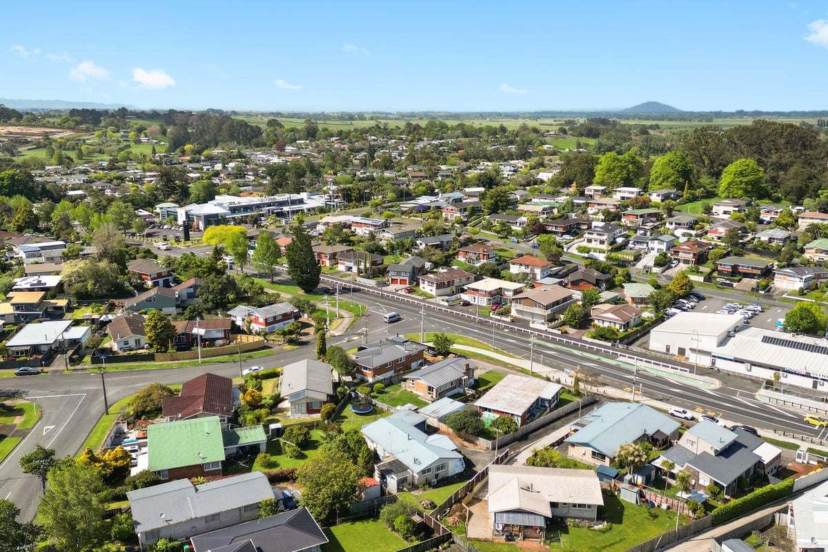 237 Ohaupo Road, Glenview, Hamilton - Carousel 22