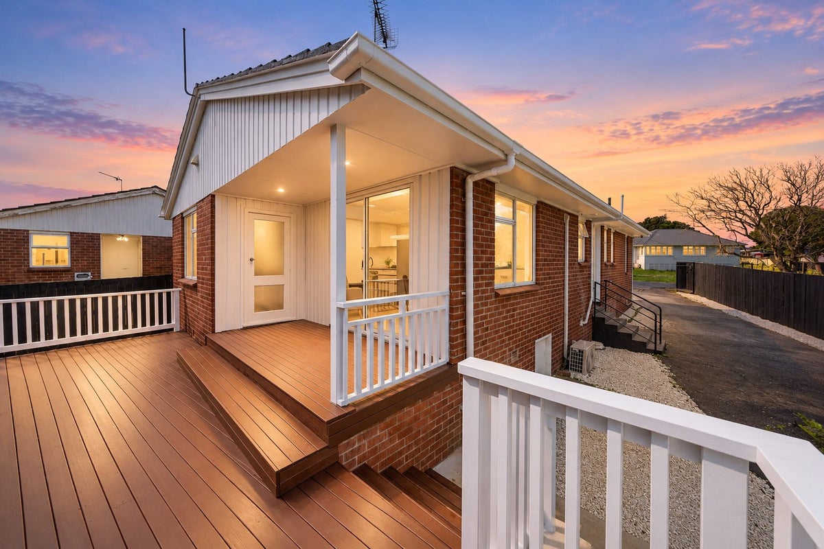 42 Gilbert Road, Otara, Manukau City, Auckland - Carousel 2