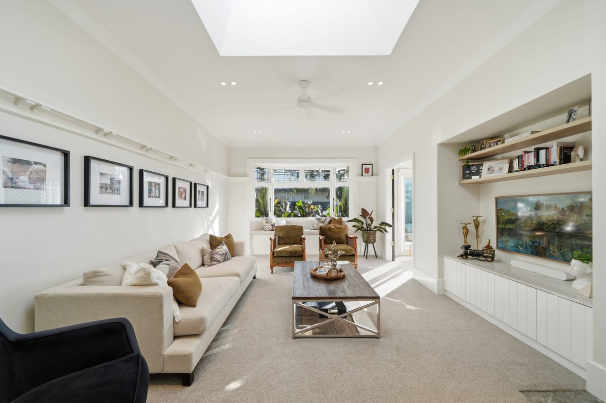 4 Wherstead Road, Cashmere, Christchurch - Carousel 2