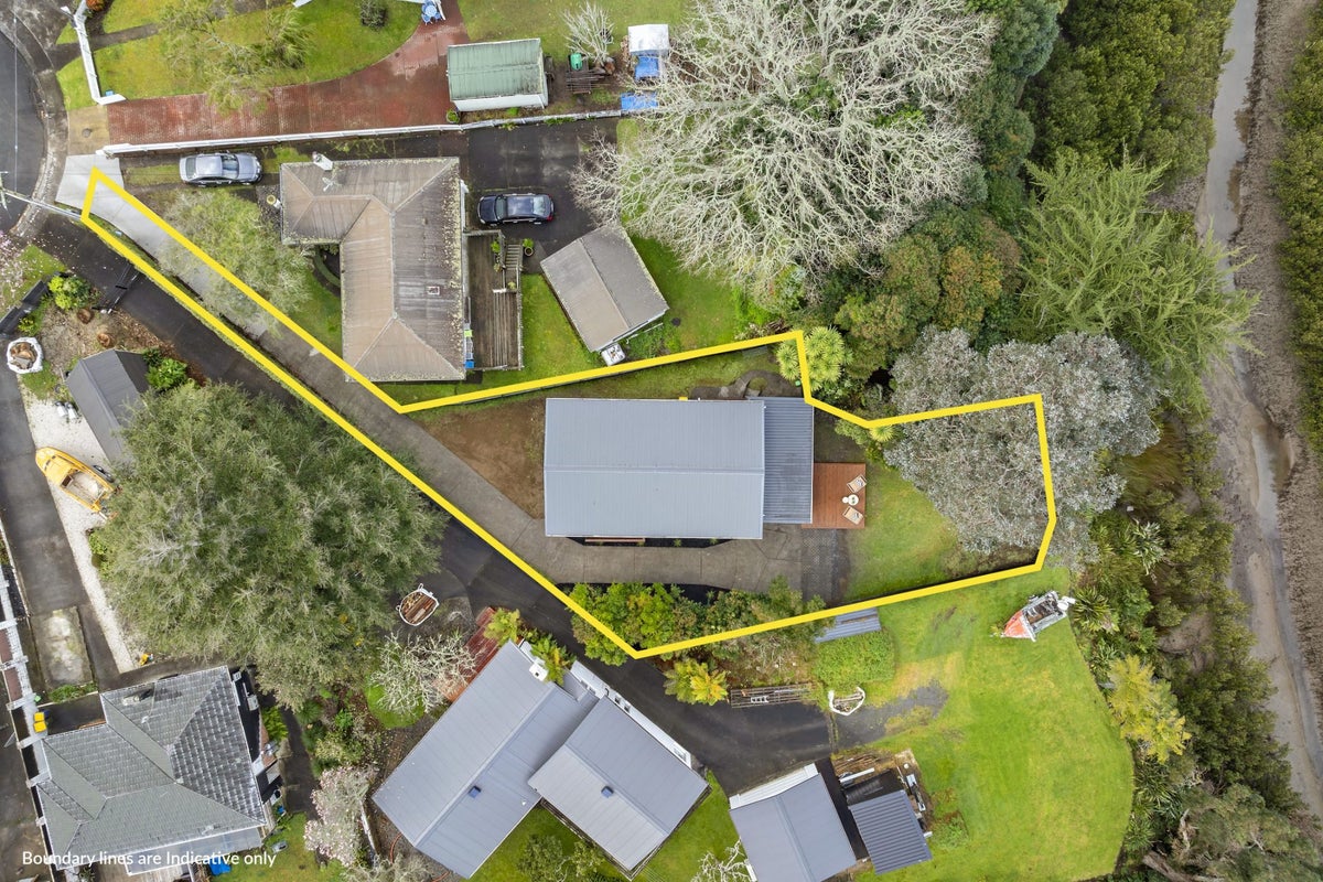 1/11 Hughes Terrace, Te Atatu Peninsula, Waitakere City, Auckland - Carousel 15