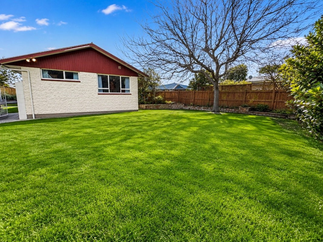 39 Gibbs Drive, Woodend, Woodend - Carousel 16