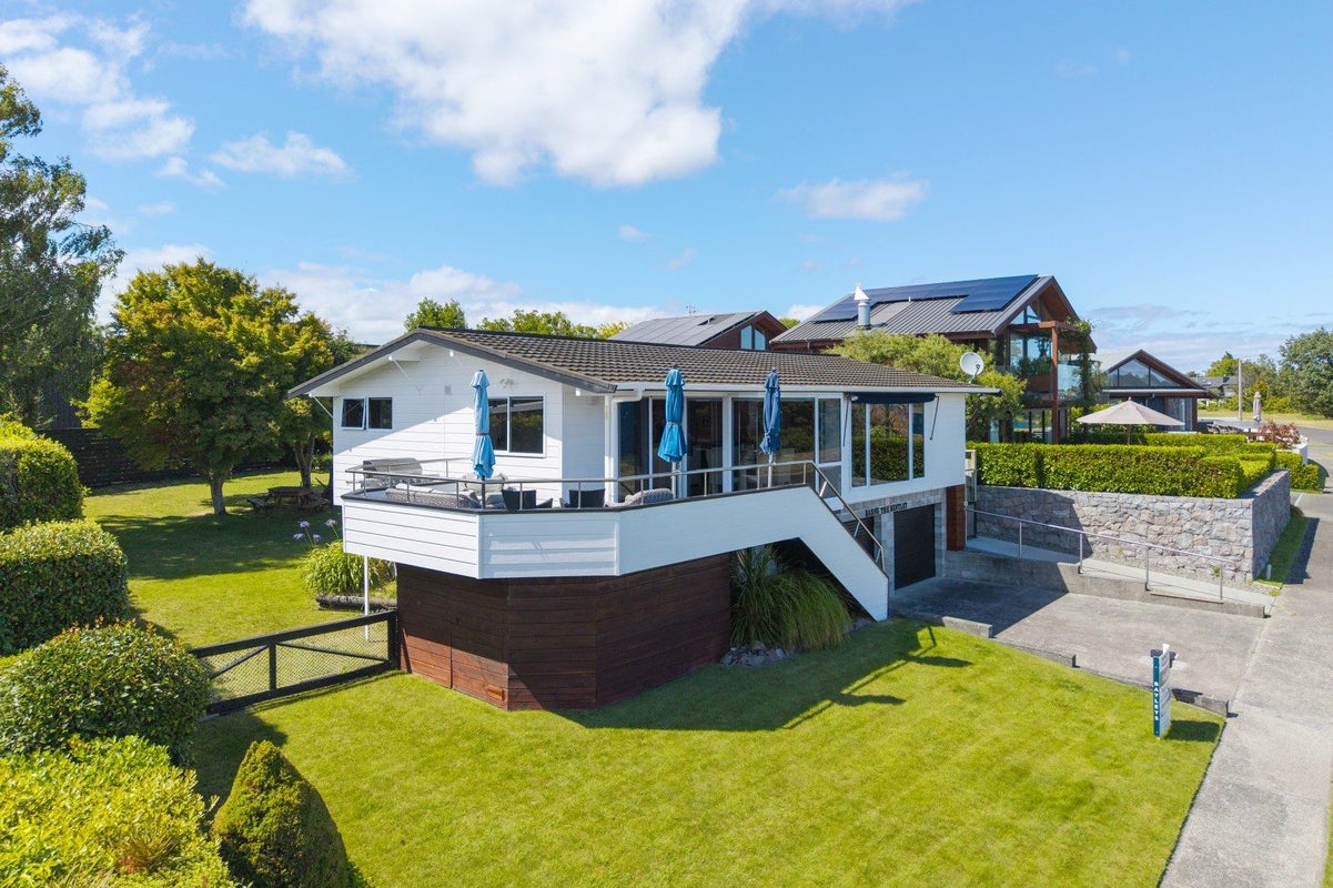 30 Pokaka Crescent, Wharewaka, Taupo - Carousel 2