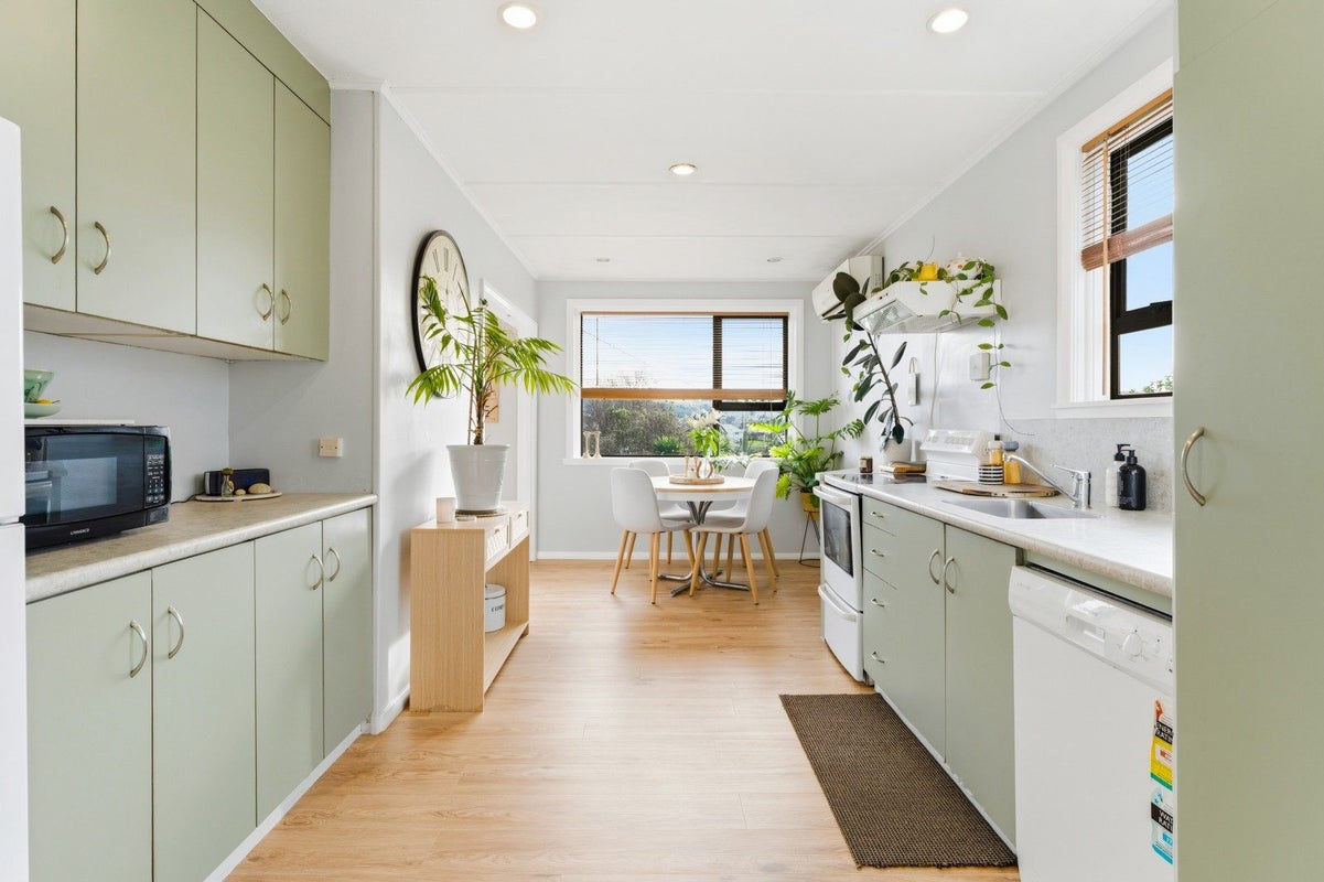 156 Middleton Road, Corstorphine, Dunedin - Carousel 1