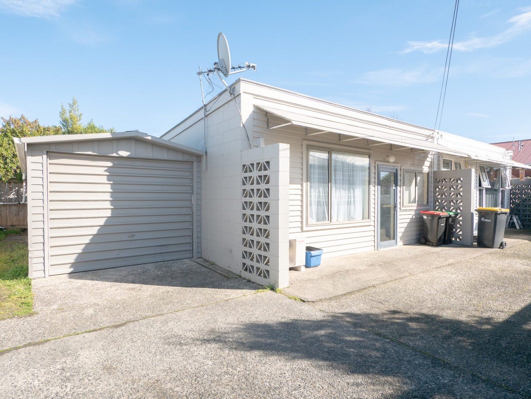 28C Hargest Crescent, Saint Kilda, Dunedin, Otago - Carousel 1