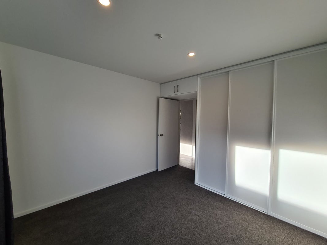 3/11 Defoe Place, Waltham, Christchurch - Carousel 7