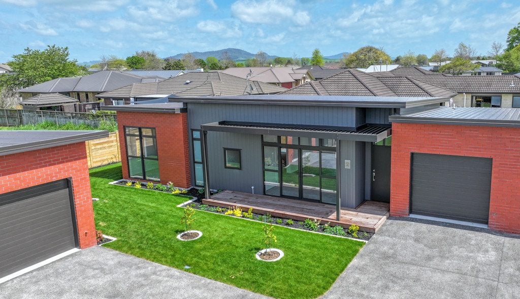 2/33 Hinerangi Crescent, Matamata, Matamata - Carousel 1