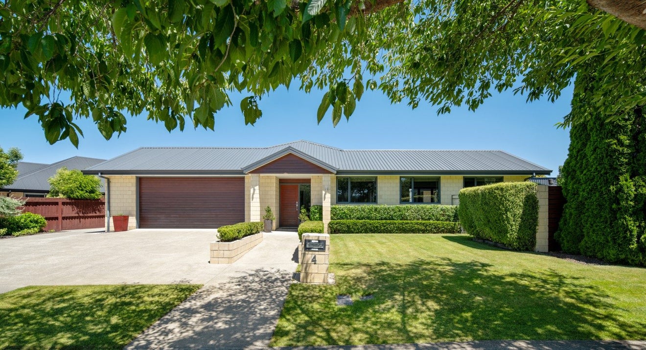 4 Banksia Place, Springlands, Blenheim - Carousel 1