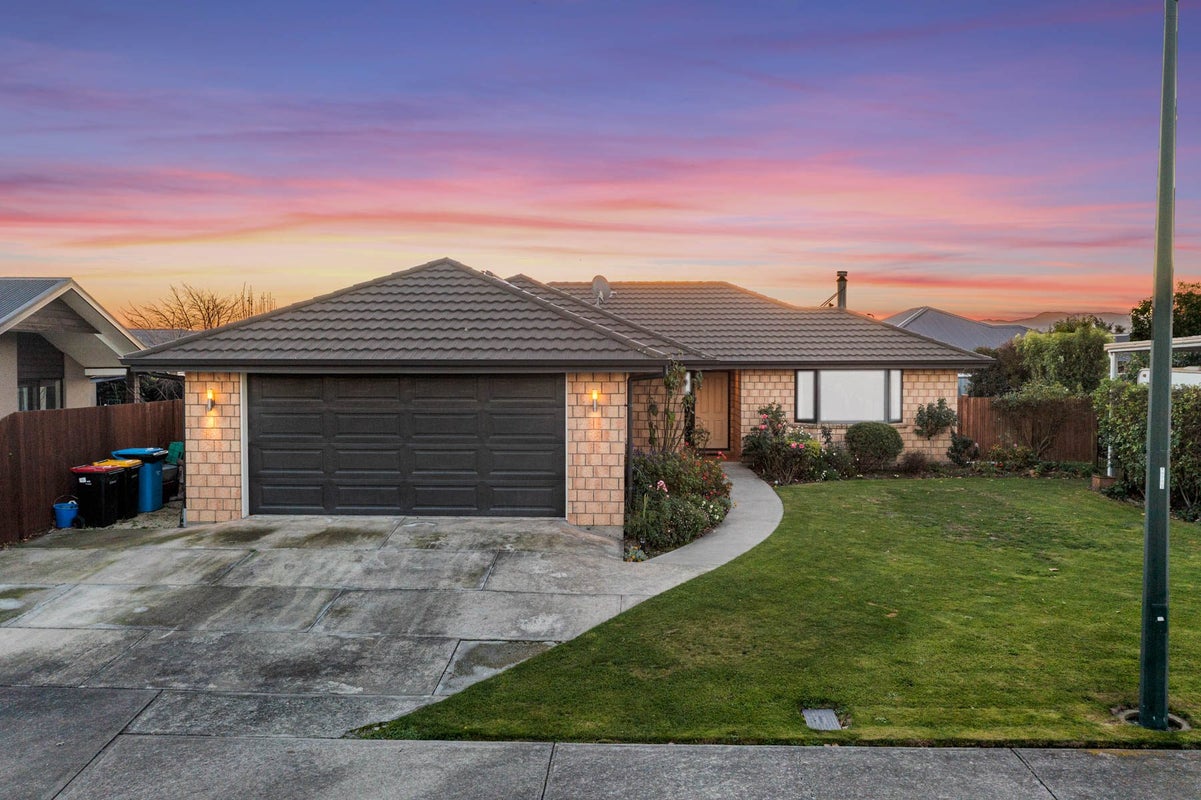 11 Algarve Close, Blenheim - Carousel 1