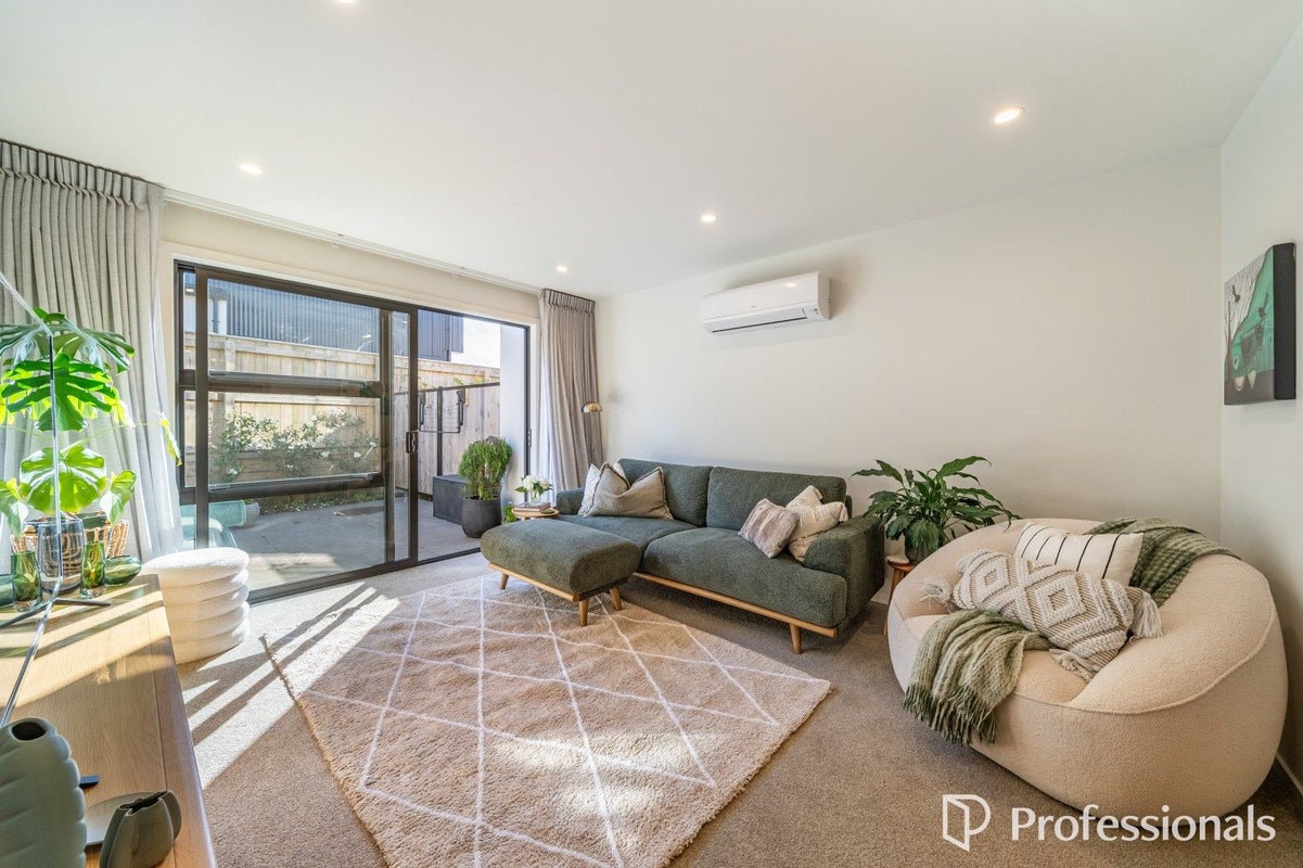 11/489 Riverside Drive, Fairfield, Lower Hutt - Carousel 2