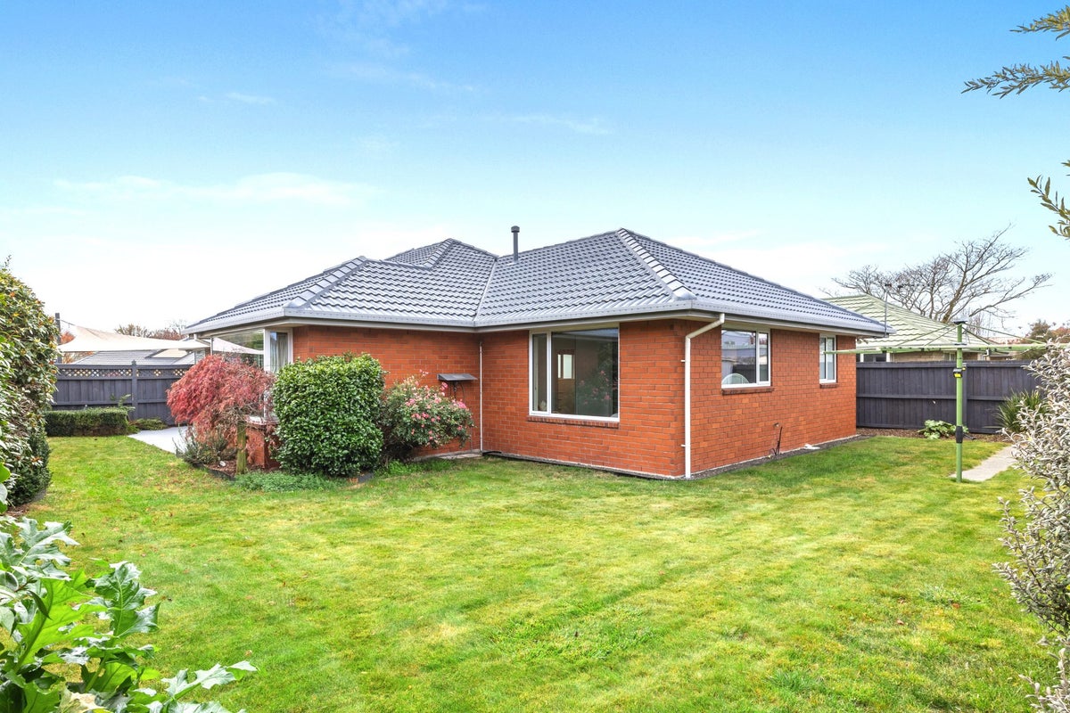 47 Showgate Avenue, Sockburn, Christchurch - Carousel 13