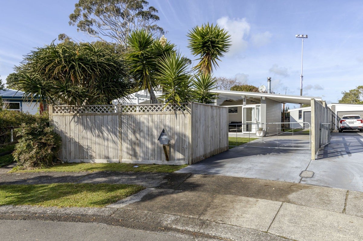 25 Waiwera Place, Merrilands, New Plymouth - Carousel 29