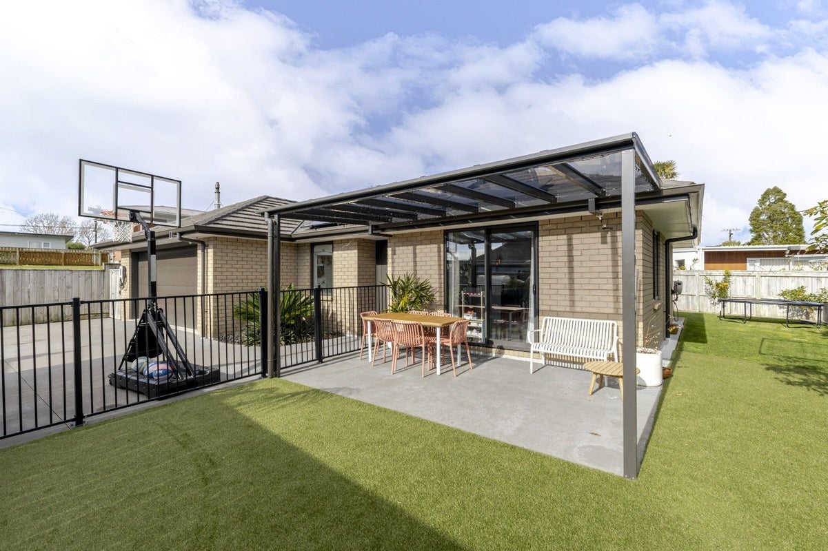 261A Frankley Road, Ferndale, New Plymouth - Carousel 1