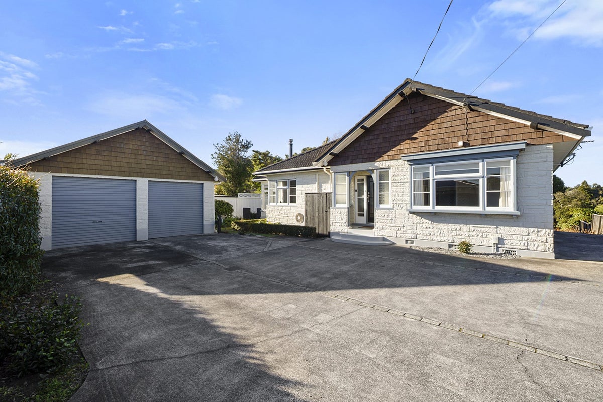 187A Carrington Street, Lower Vogeltown, New Plymouth - Carousel 1