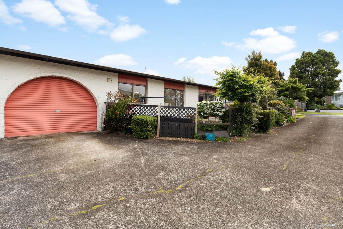 116A Wellington Street, Pukekohe, Pukekohe - Carousel 1