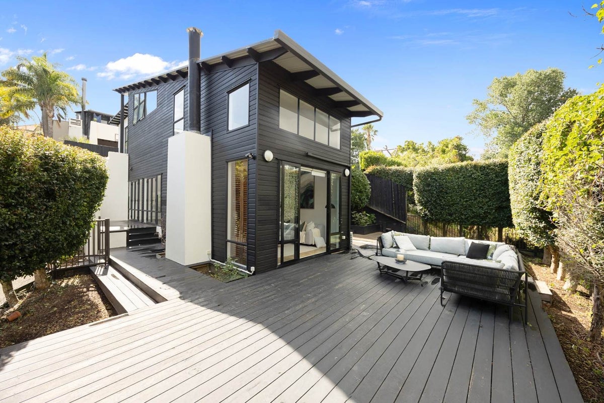 50B Comins Crescent, Mission Bay, Auckland - Carousel 2