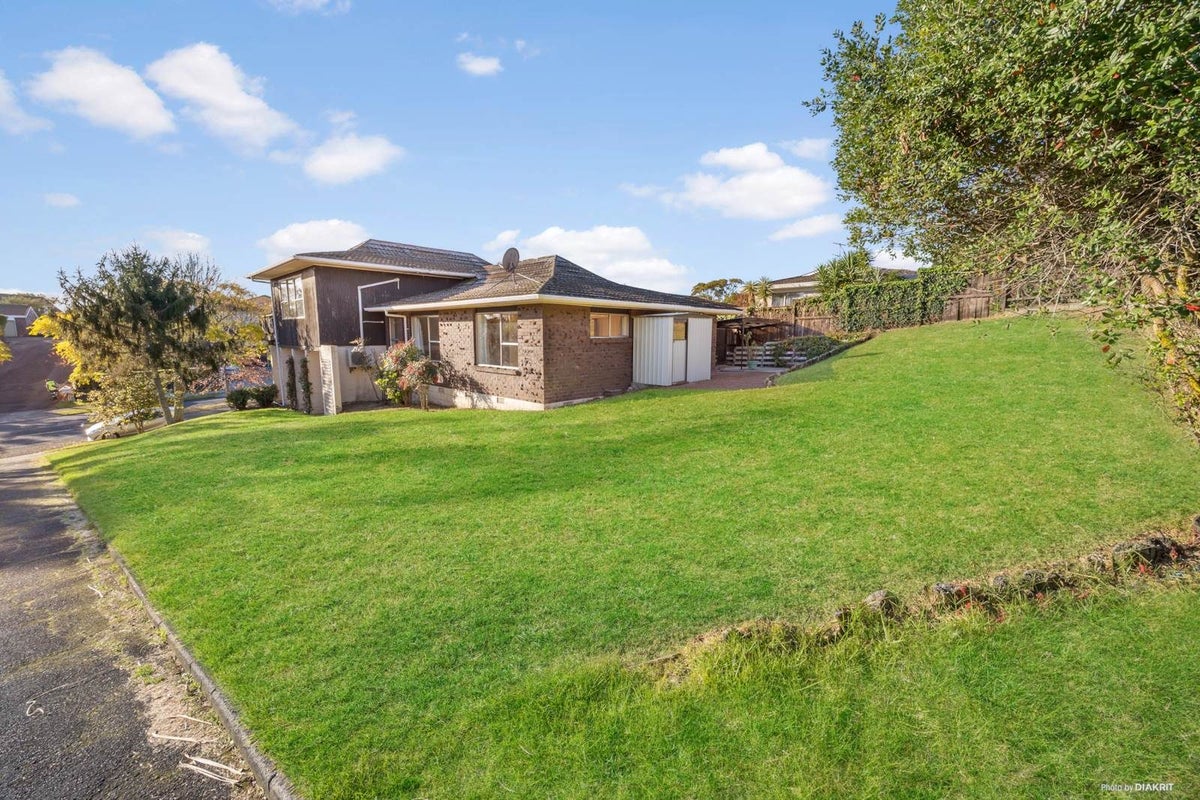162 Fisher Parade, Farm Cove, Auckland - Carousel 2